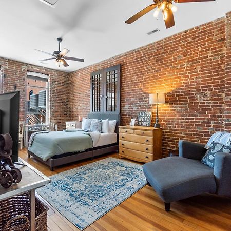 Downtown Loft Amazing Bath Tub & Shower #9 Perryville Exterior foto