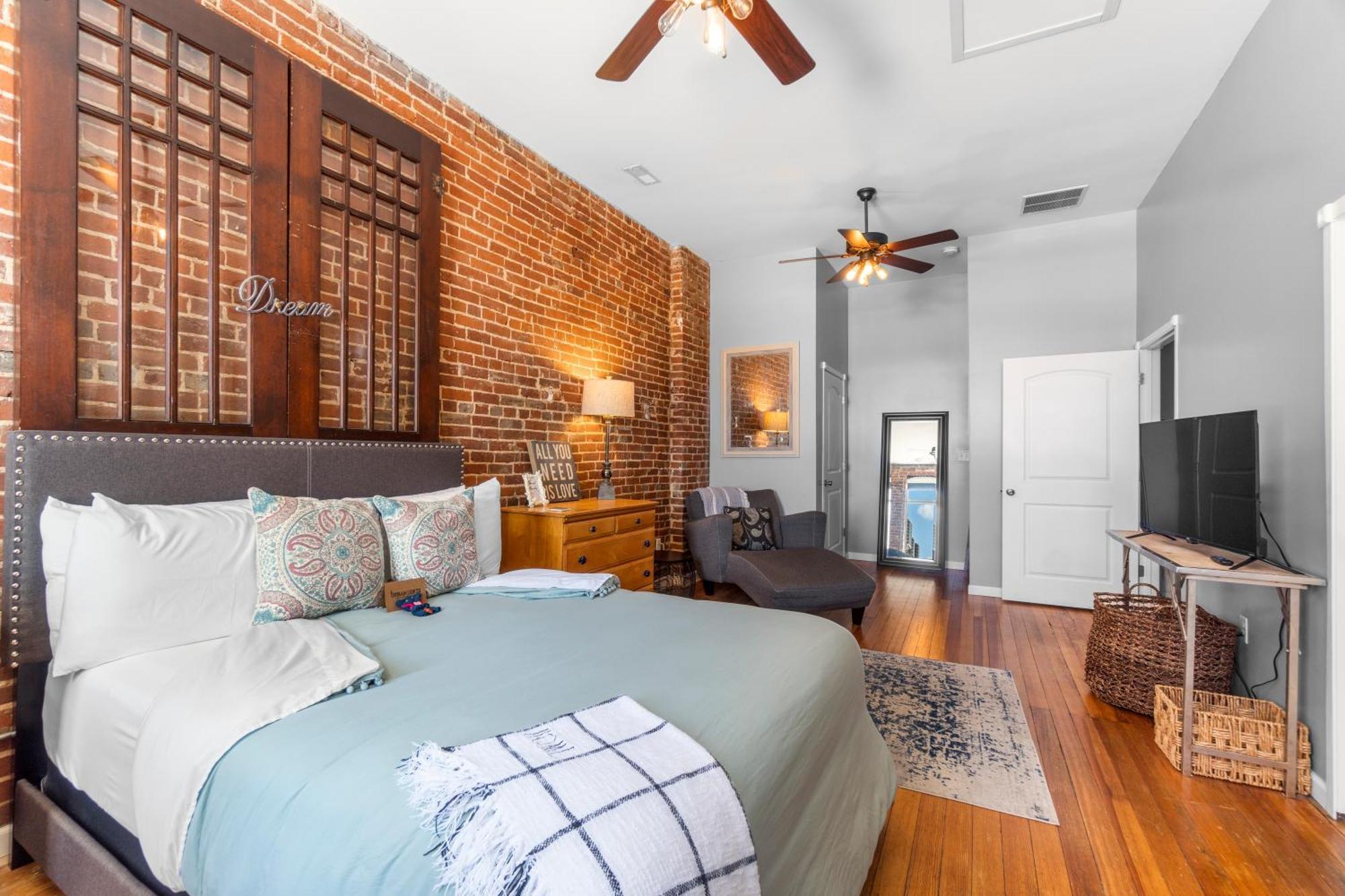 Downtown Loft Amazing Bath Tub & Shower #9 Perryville Exterior foto