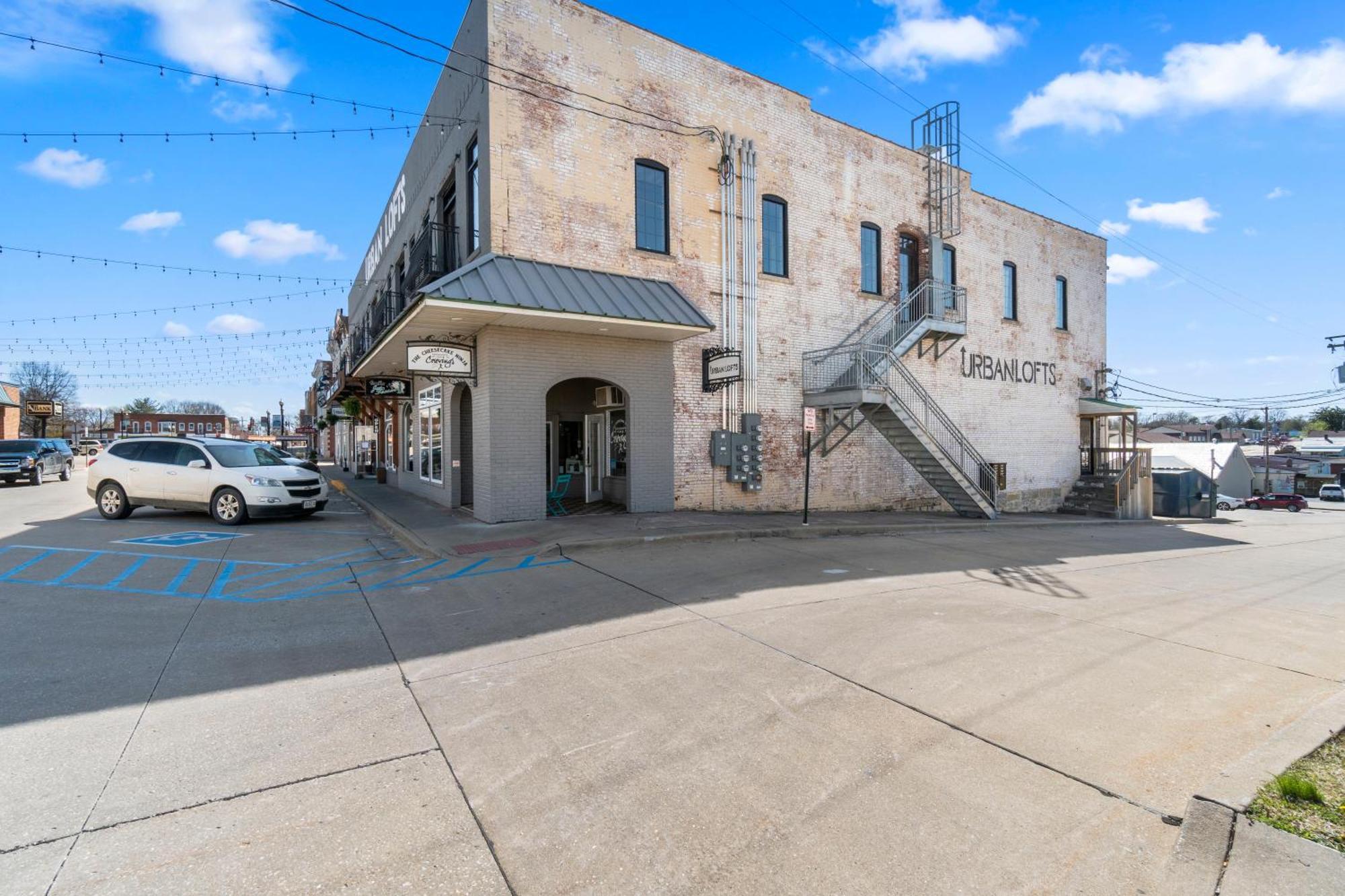 Downtown Loft Amazing Bath Tub & Shower #9 Perryville Exterior foto